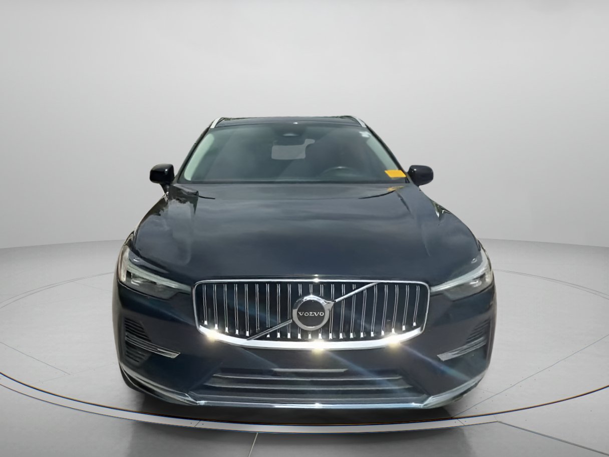 Used 2022 Volvo XC60 B5 Inscription w/ Protection Package Premier FWD image 8
