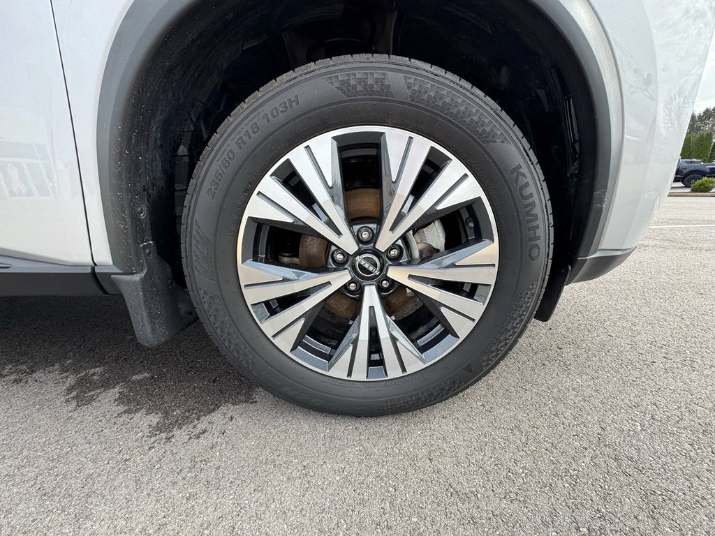 Used 2023 Nissan Rogue SV w/ SV Premium B Package AWD/4WD image 17