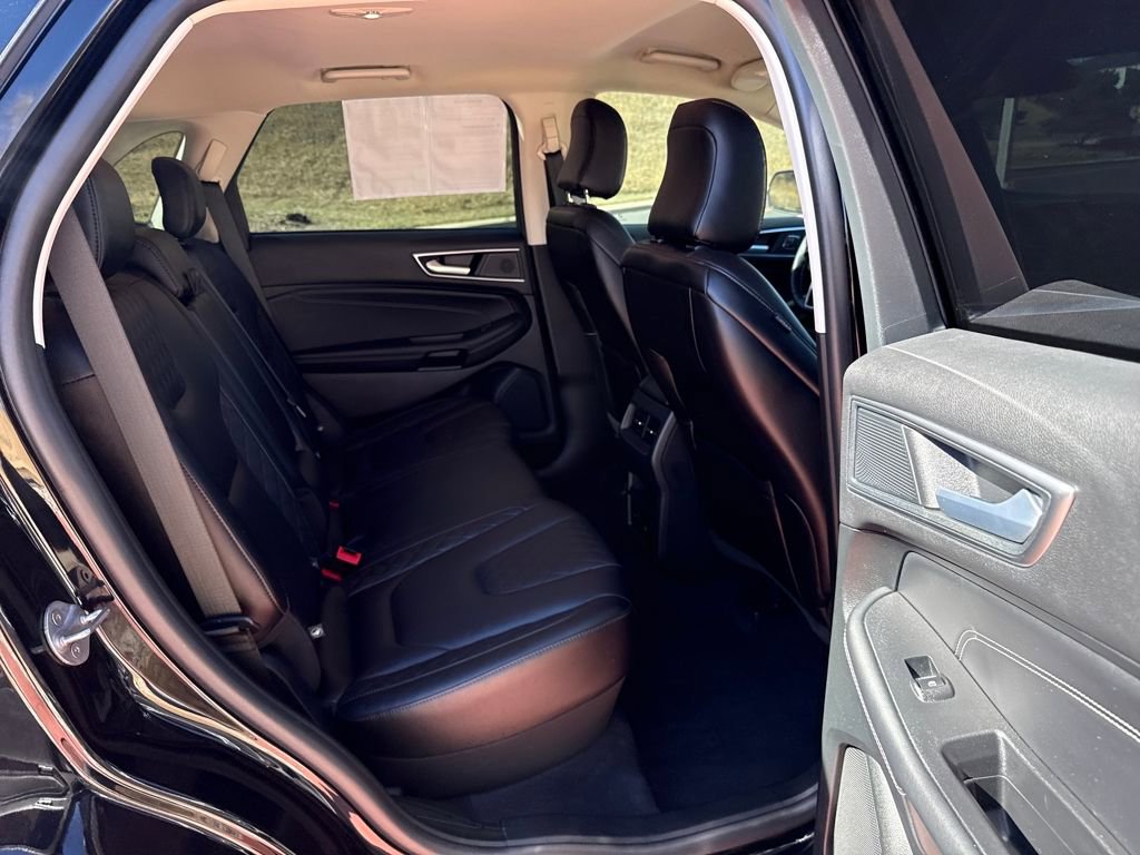 Certified 2024 Ford Edge Titanium AWD/4WD image 23
