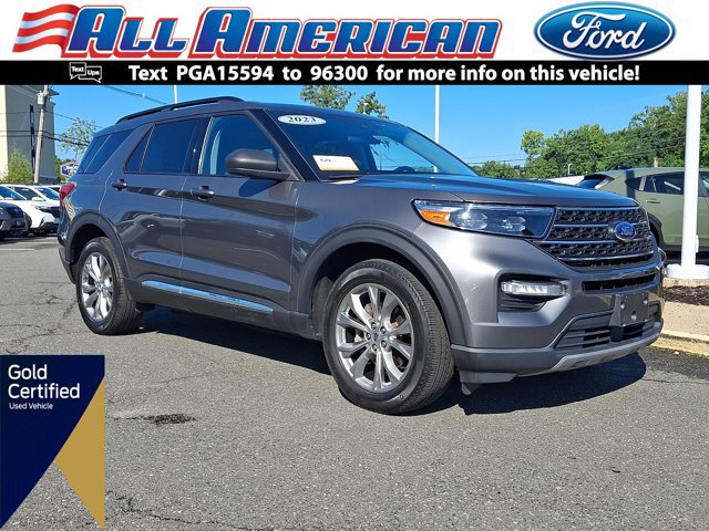 Certified 2023 Ford Explorer XLT w/ Equipment Group 202A AWD/4WD image 1