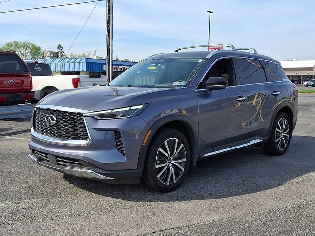 Used 2022 INFINITI QX60 Sensory w/ Vision Package AWD/4WD image 3