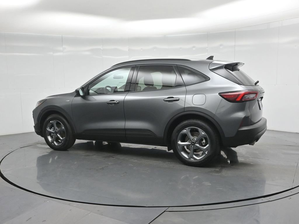 Certified 2025 Ford Escape ST-Line image 17