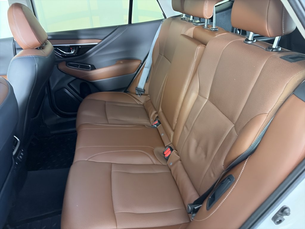 Used 2021 Subaru Outback Touring XT AWD/4WD image 13