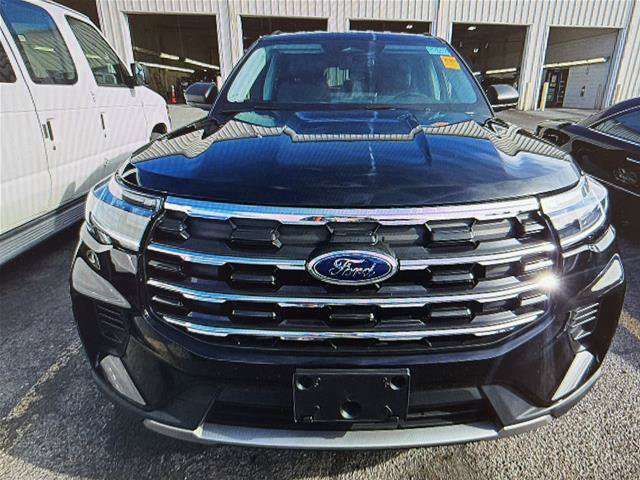 Certified 2025 Ford Explorer Active AWD/4WD image 14