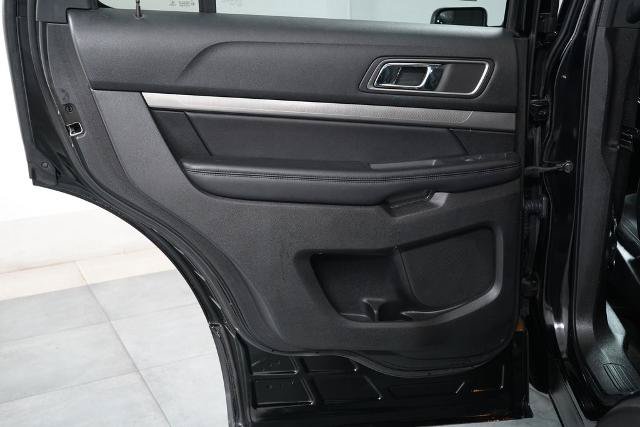 Certified 2018 Ford Explorer XLT AWD/4WD image 27