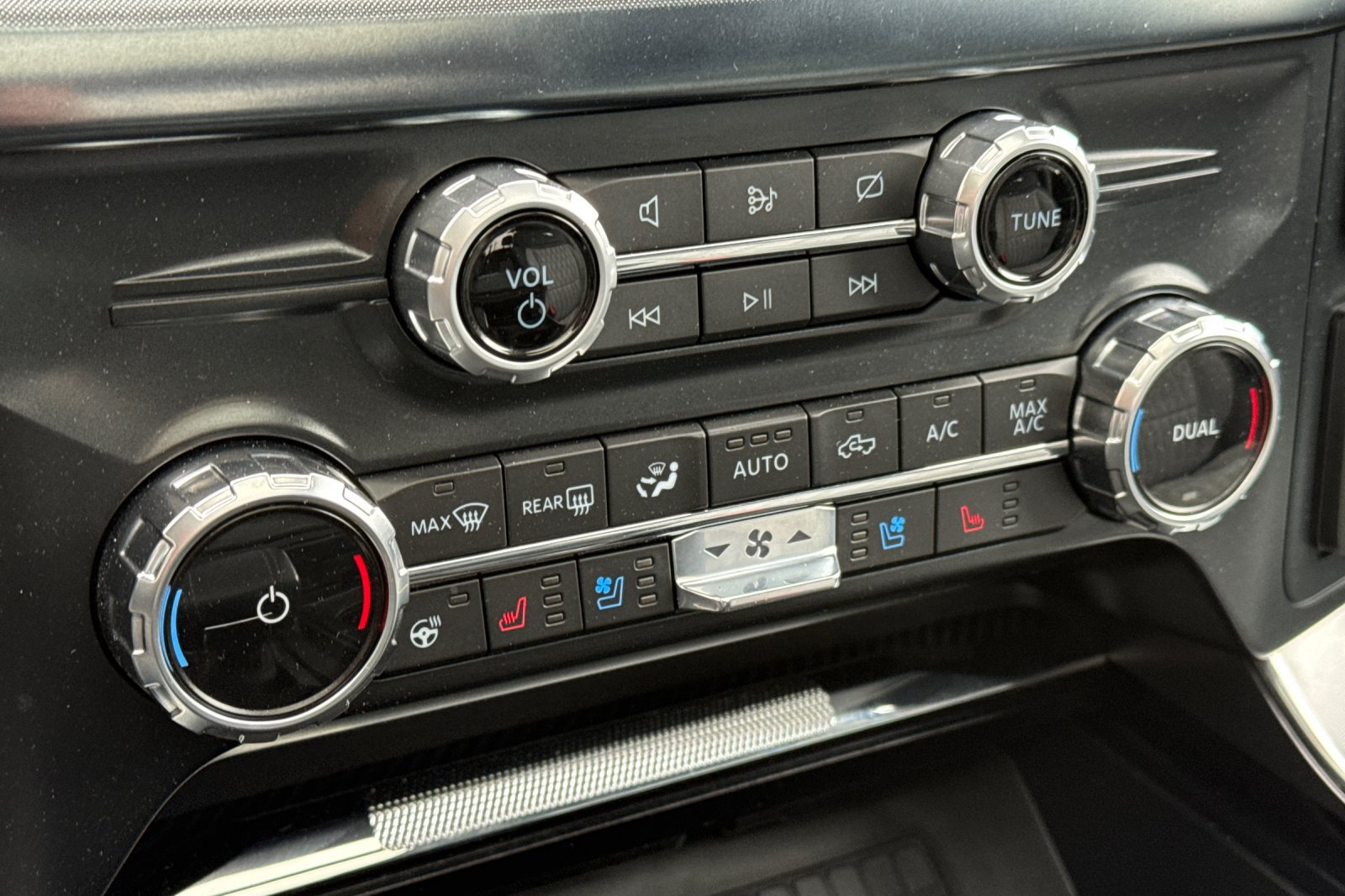 Certified 2022 Ford F150 Limited AWD/4WD image 20