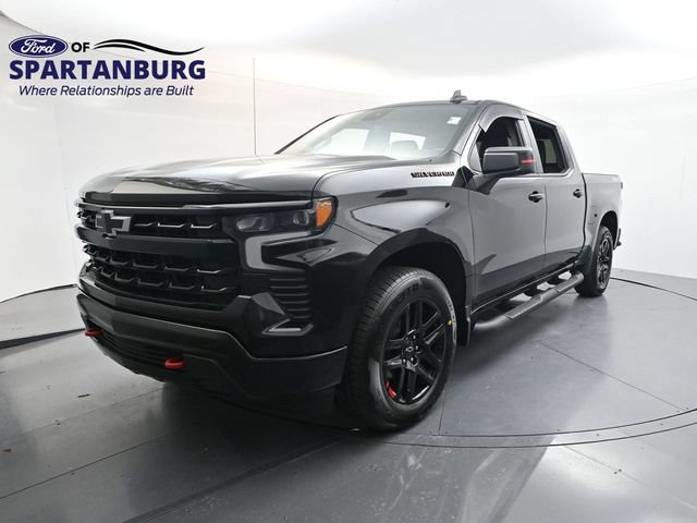 Used 2023 Chevrolet Silverado 1500 RST w/ Redline Edition AWD/4WD image 3