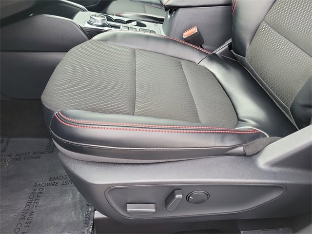 Certified 2025 Ford Escape ST-Line image 22