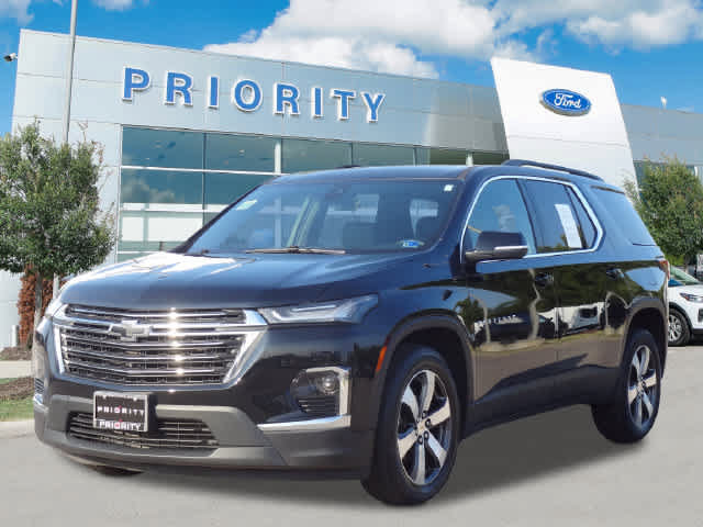 Used 2023 Chevrolet Traverse LT w/ LT Premium Package