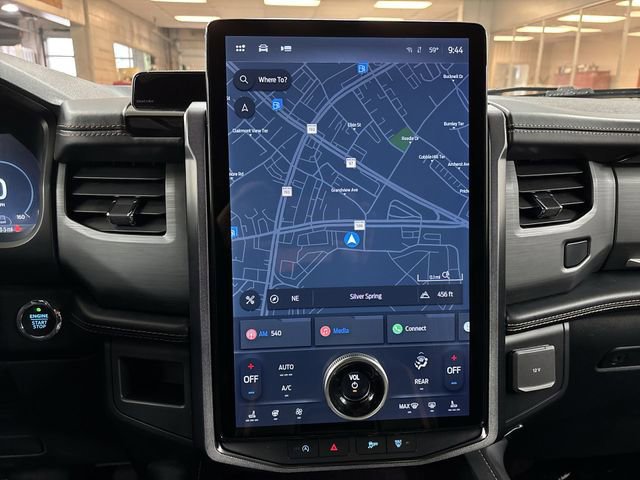 Certified 2022 Ford Expedition Platinum image 10