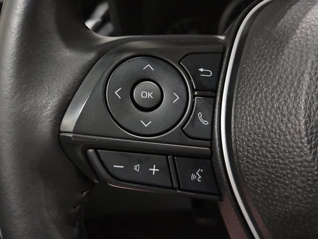 Used 2022 Toyota Corolla Cross LE AWD/4WD image 36