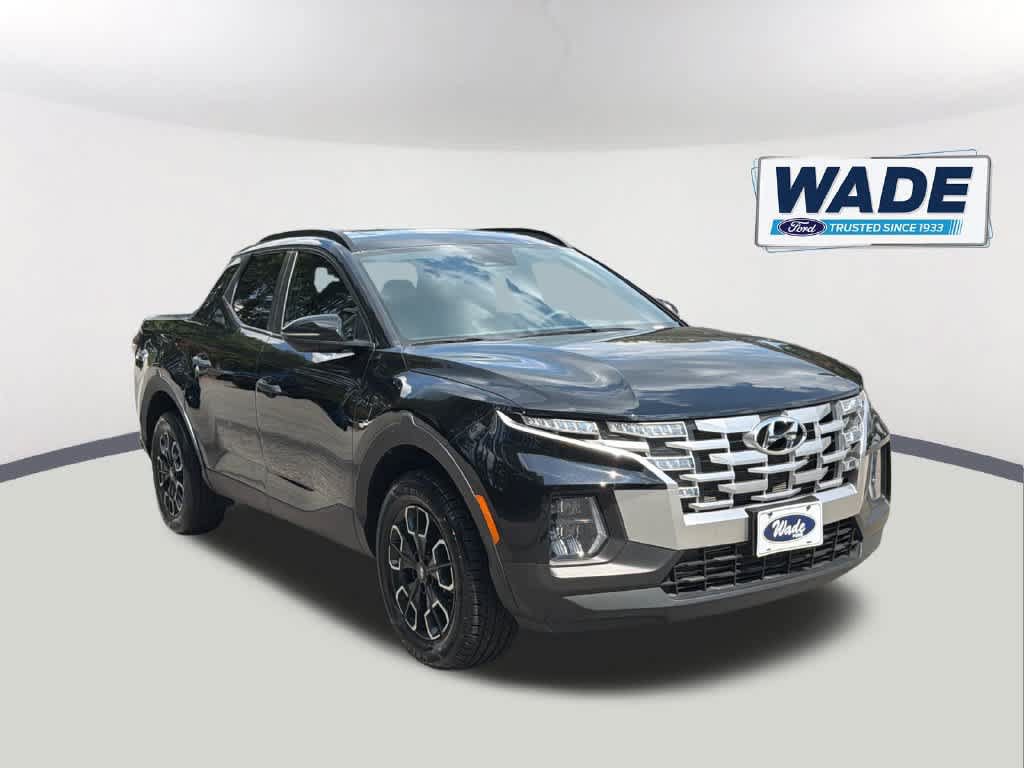 Used 2024 Hyundai Santa Cruz SEL w/ Activity Package FWD image 3