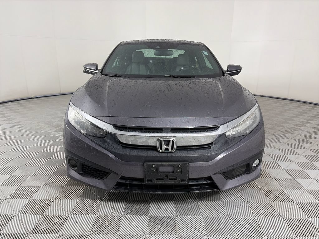 Used 2017 Honda Civic Touring image 2