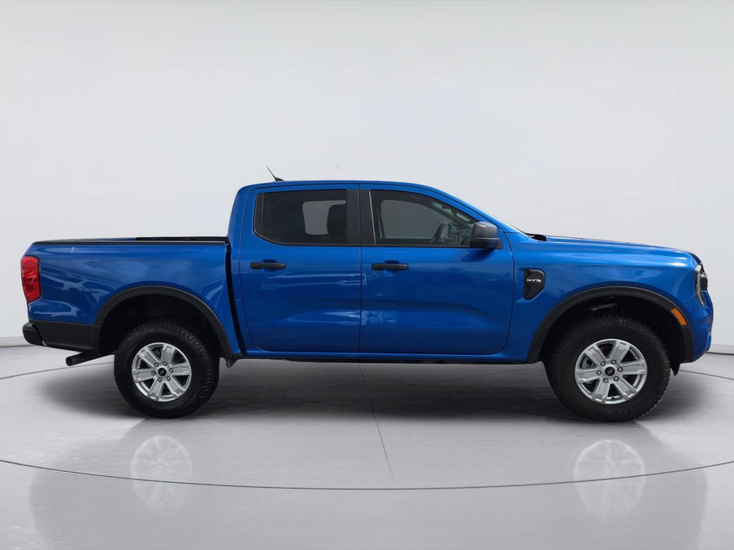 Certified 2025 Ford Ranger XL RWD image 4