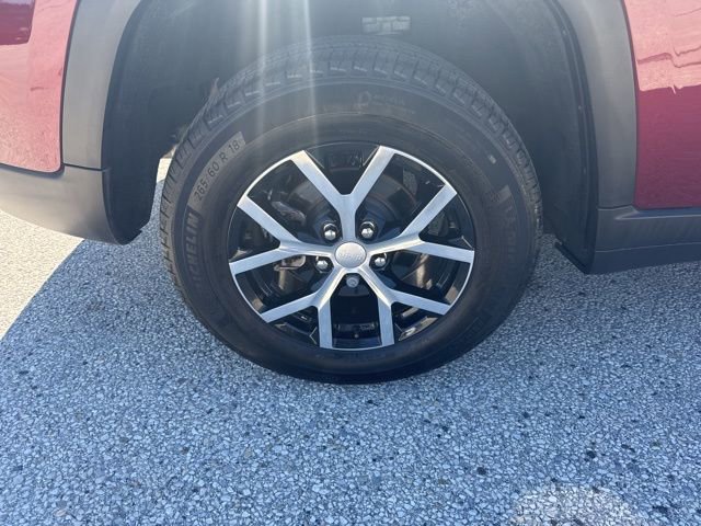 Used 2023 Jeep Grand Cherokee Limited image 34