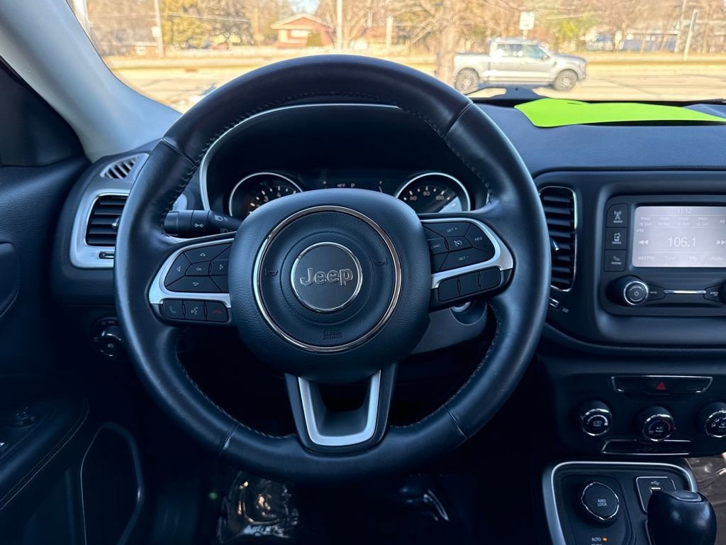 Used 2018 Jeep Compass Latitude image 11