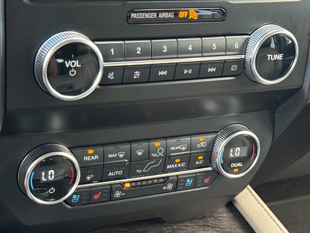 Certified 2021 Ford Expedition Max Limited RWD image 23