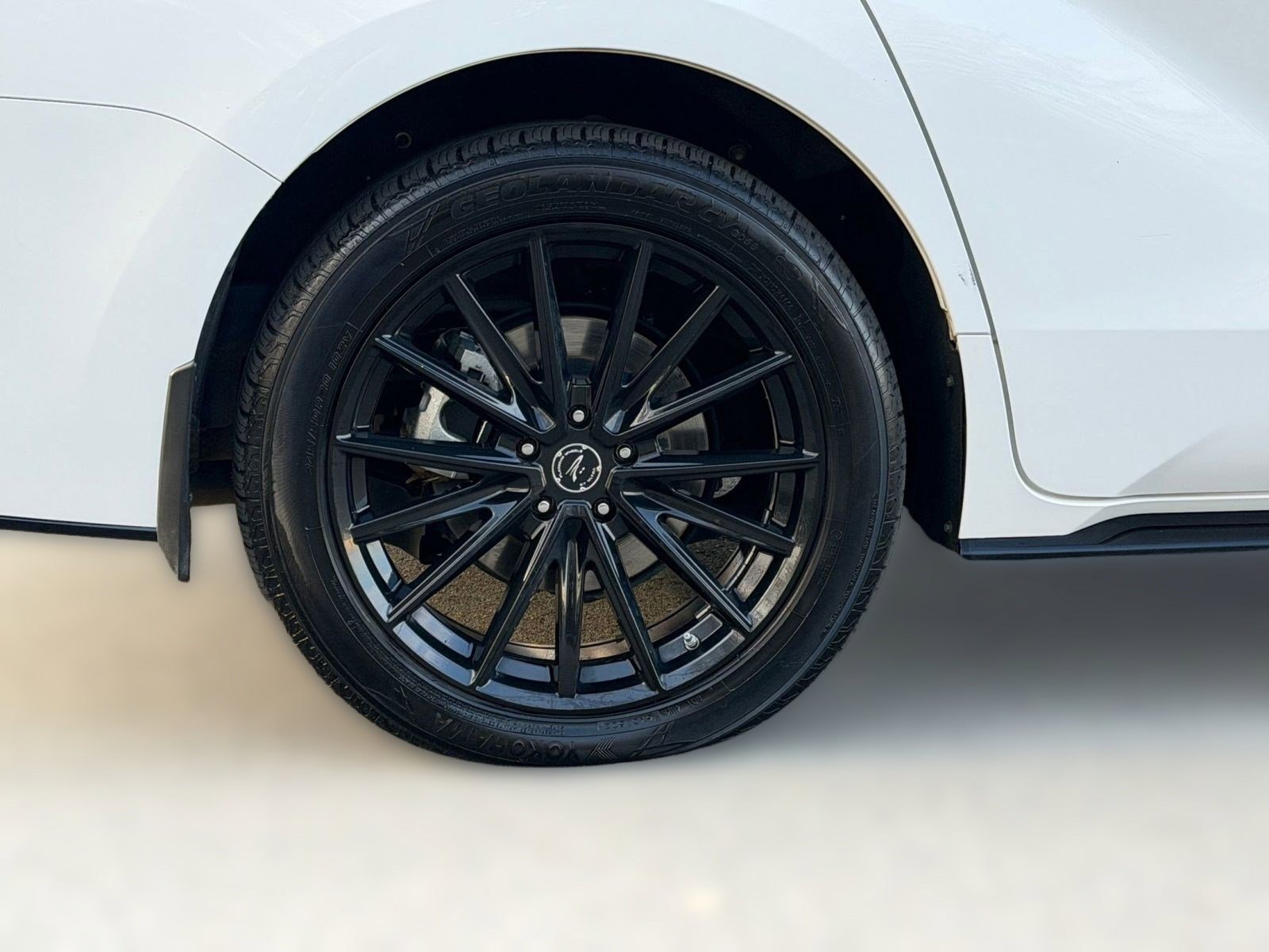 Used 2021 Toyota Sienna XSE w/ XSE Plus Package image 11