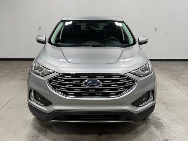 Certified 2022 Ford Edge Titanium AWD/4WD image 4