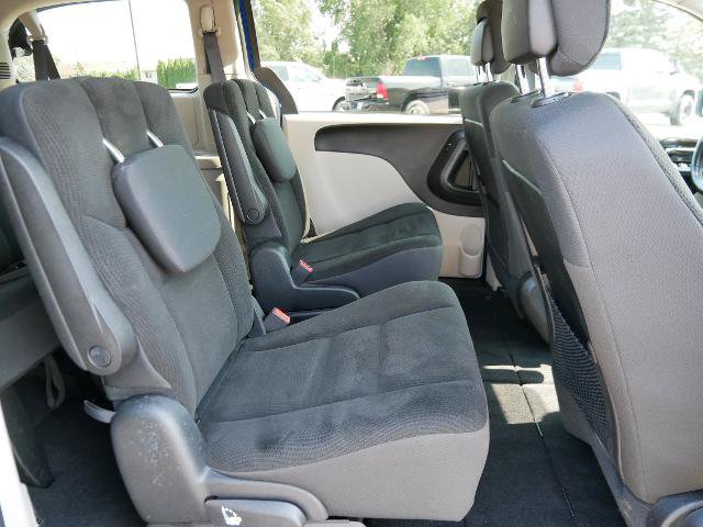 Used 2019 Dodge Grand Caravan SE w/ UConnect Hands-Free Group FWD image 14