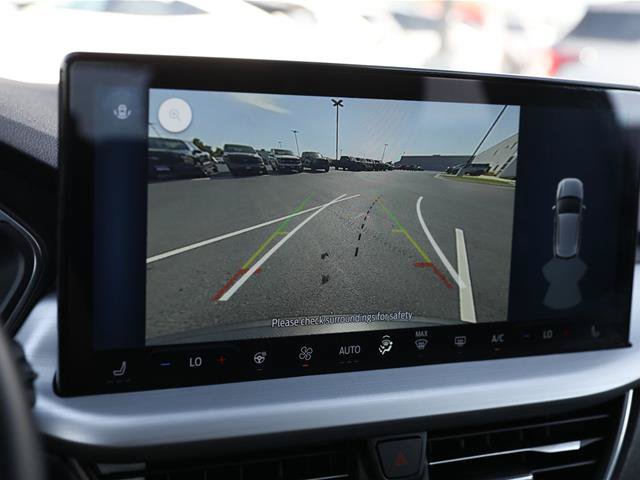 Certified 2025 Ford Escape Platinum AWD/4WD image 34