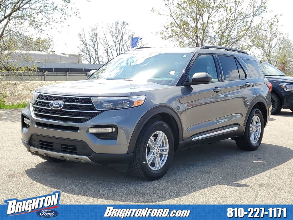 Certified 2024 Ford Explorer XLT w/ Equipment Group 202A image 2