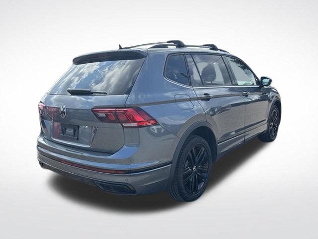 Used 2022 Volkswagen Tiguan SE R-Line AWD/4WD image 10