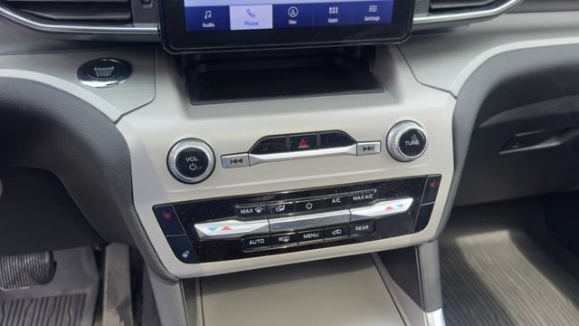 Certified 2023 Ford Explorer XLT w/ Equipment Group 202A AWD/4WD image 14