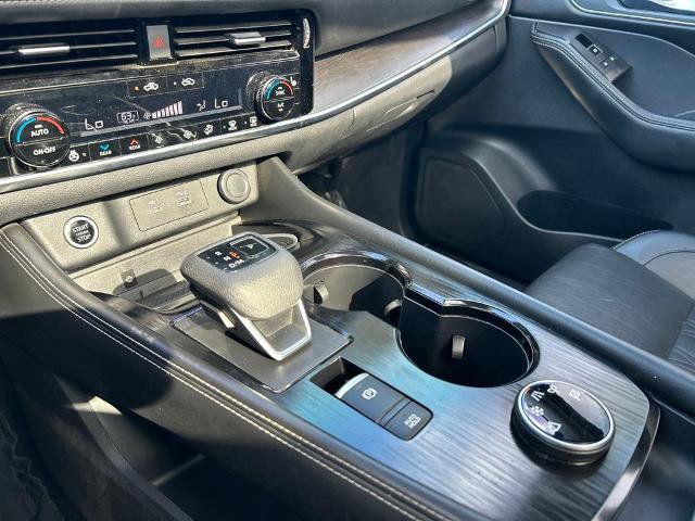 Used 2022 Nissan Rogue Platinum AWD/4WD image 36