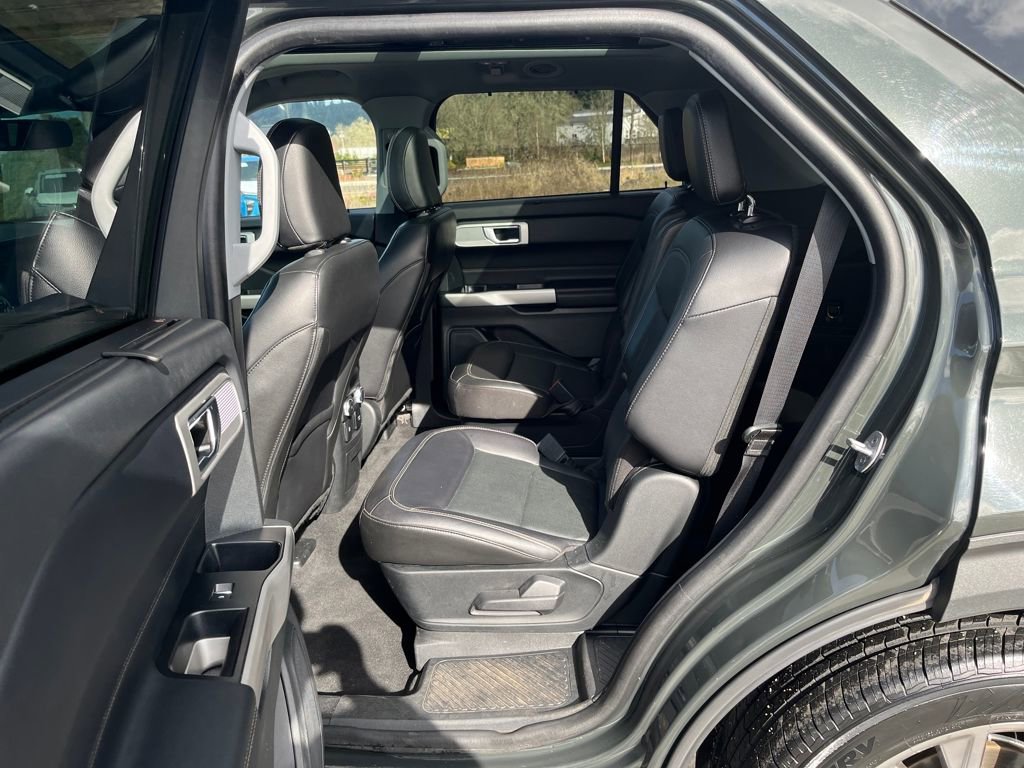 Certified 2022 Ford Explorer Limited w/ Equipment Group 301A image 30