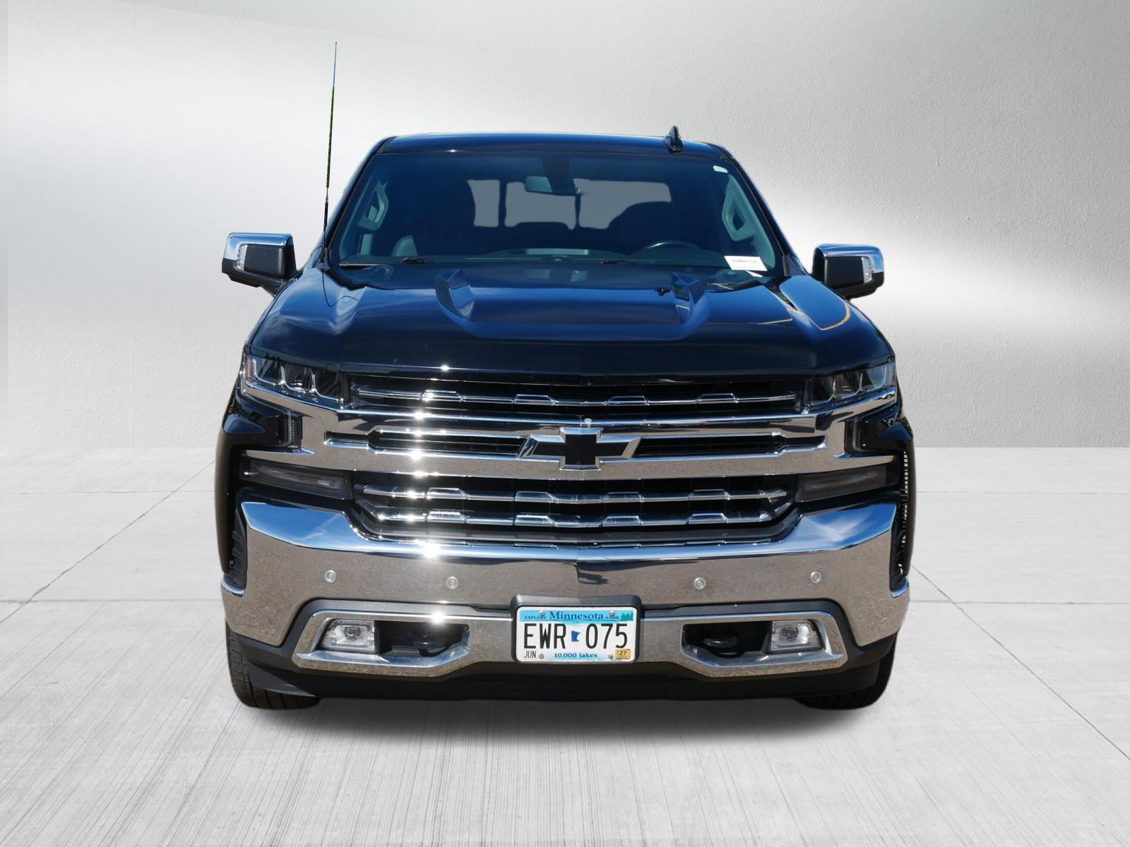 Used 2020 Chevrolet Silverado 1500 LTZ w/ LTZ Plus Package AWD/4WD image 2