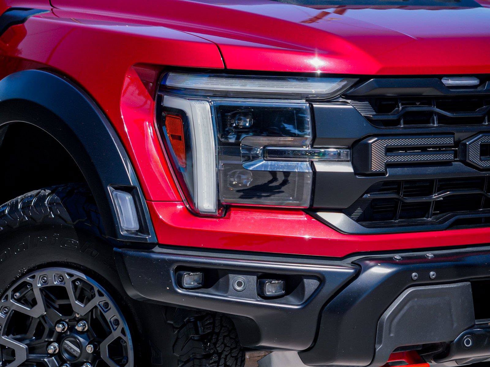 Certified 2025 Ford F150 Raptor w/ Equipment Group 803A Raptor R AWD/4WD image 3