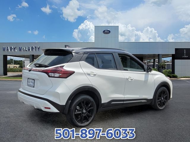Used 2024 Nissan Kicks SR w/ SR Premium Package FWD image 5