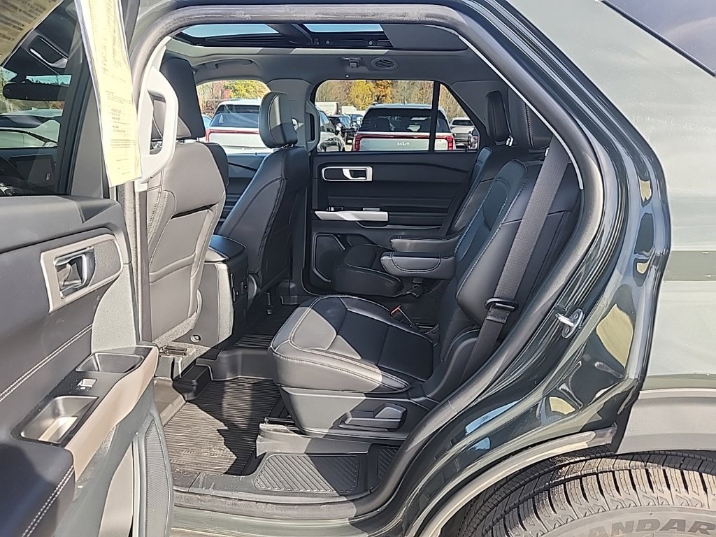 Certified 2023 Ford Explorer XLT w/ Equipment Group 202A AWD/4WD image 11