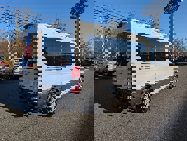 Certified 2024 Ford Transit 350 XLT image 5