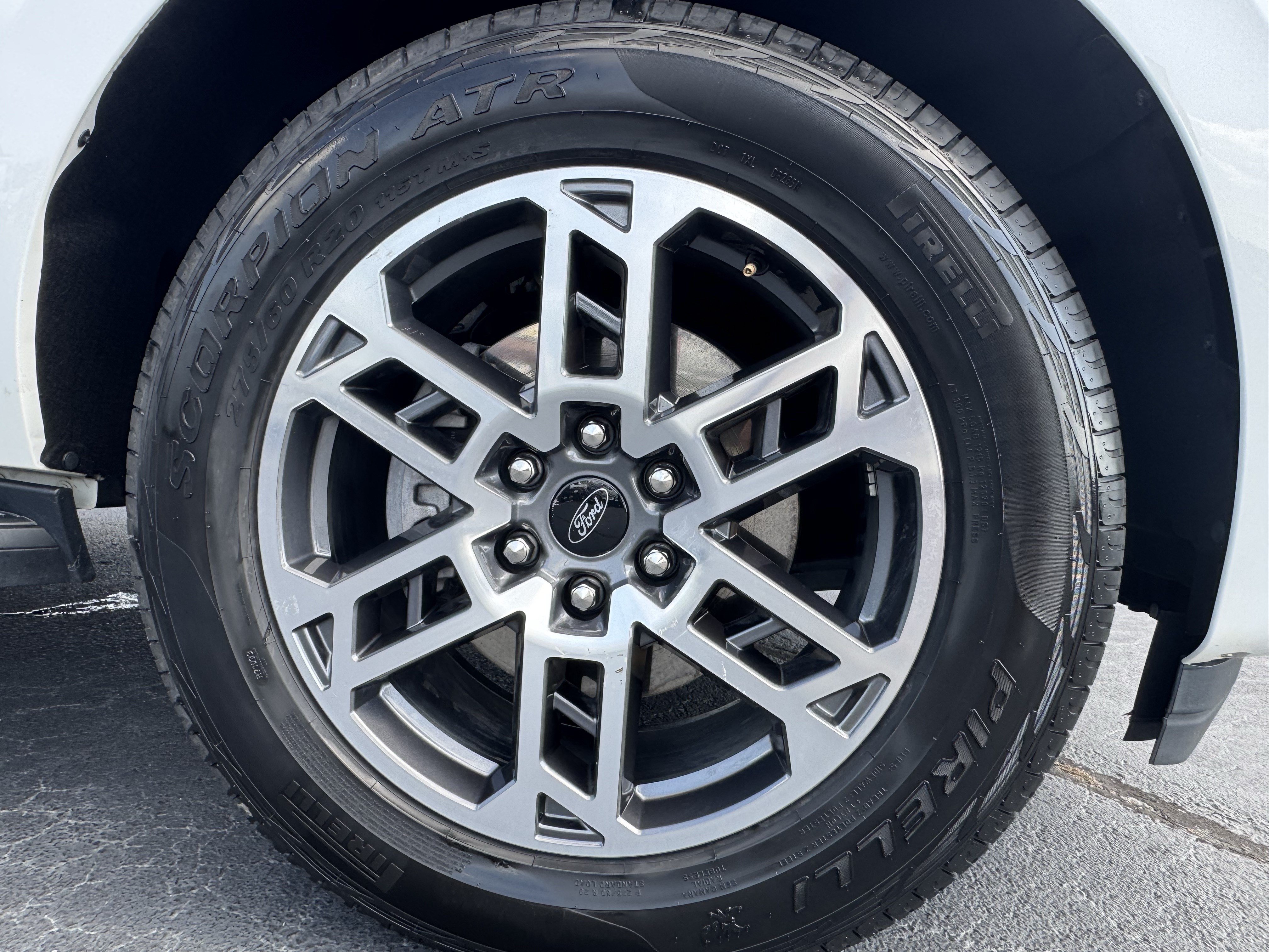 Certified 2025 Ford Expedition Active AWD/4WD image 15