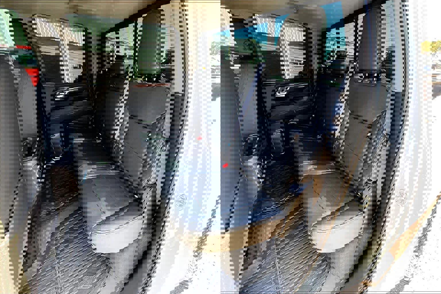 Used 2025 GMC Sierra 2500 Denali w/ Denali Reserve Package image 23