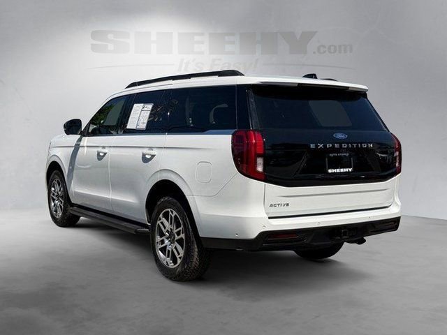 Certified 2025 Ford Expedition Active AWD/4WD image 16