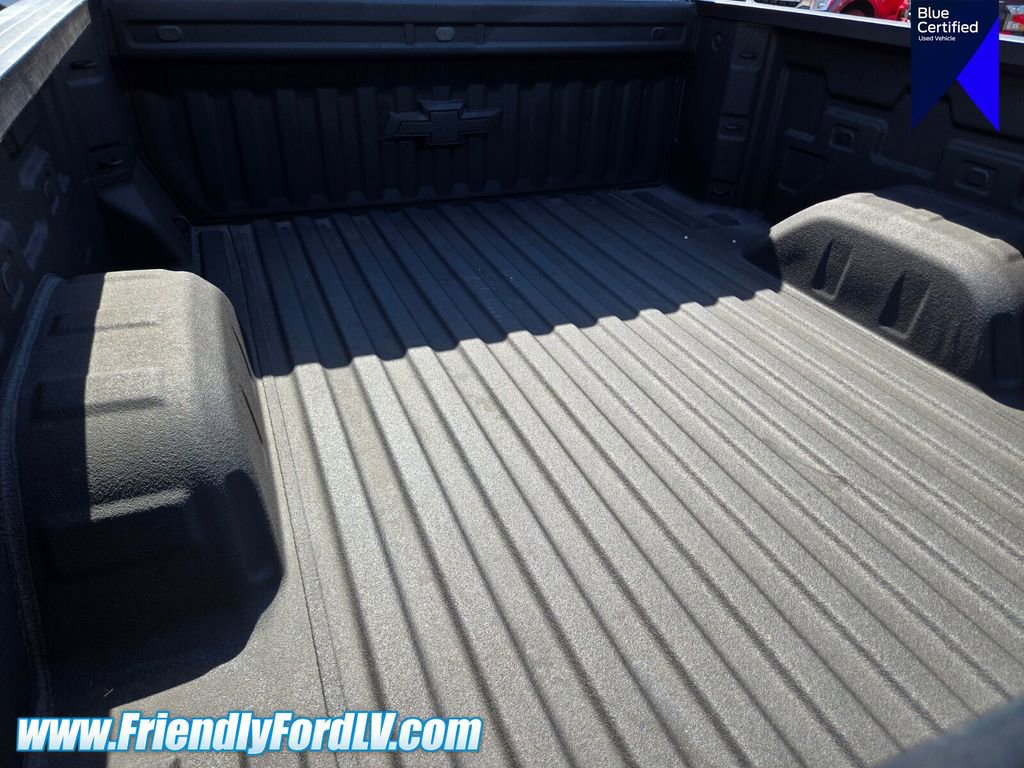 Used 2025 Chevrolet Silverado 1500 LT Trail Boss w/ Convenience Package II AWD/4WD image 13