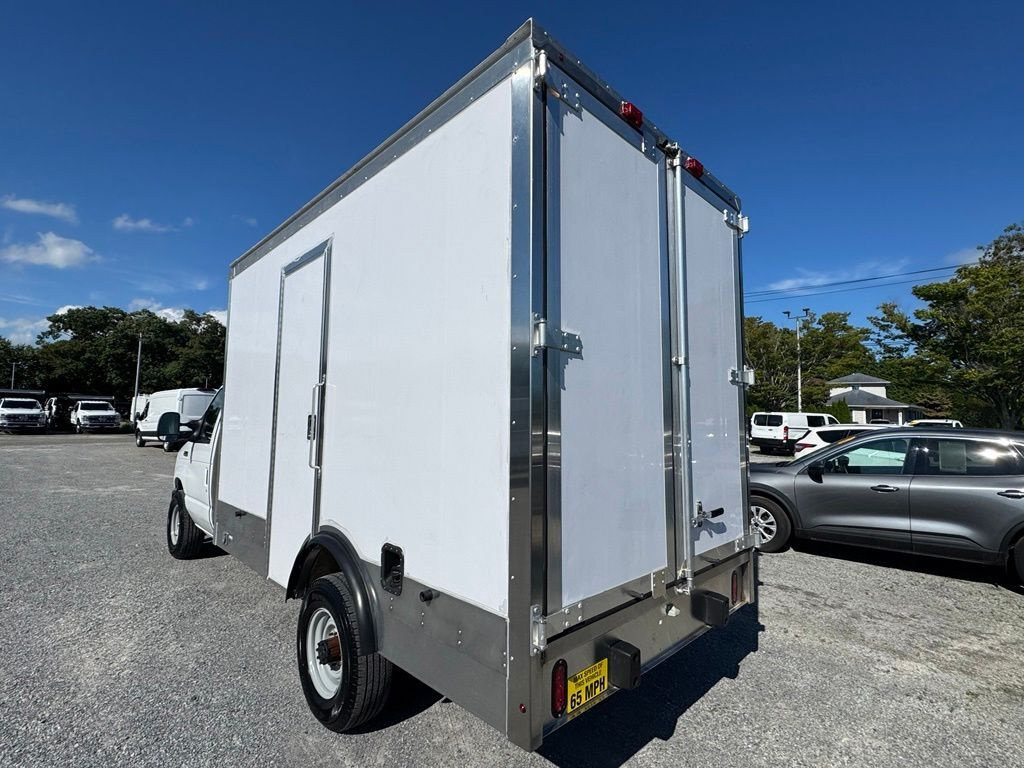 Certified 2023 Ford E-350 and Econoline 350 Super Duty w/ Power Windows & Locks Group RWD image 4