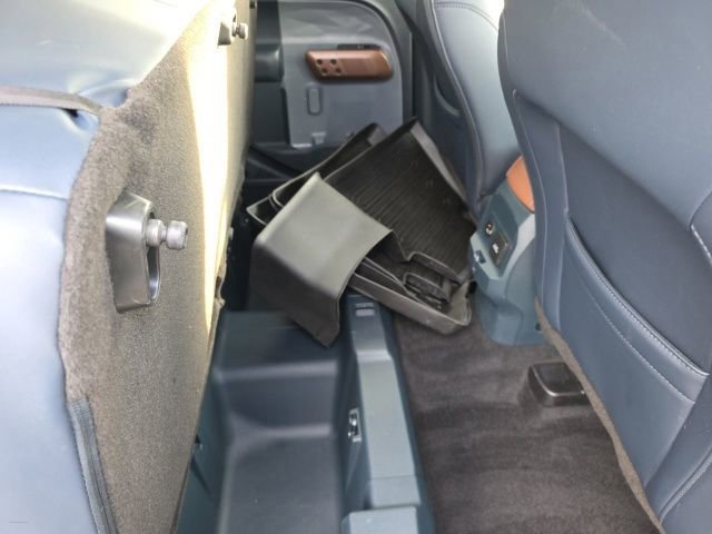 Certified 2023 Ford Maverick Lariat w/ Lariat Luxury Package image 29