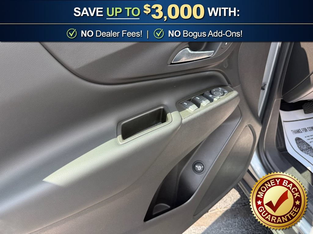 Used 2024 Chevrolet Equinox LT FWD image 16
