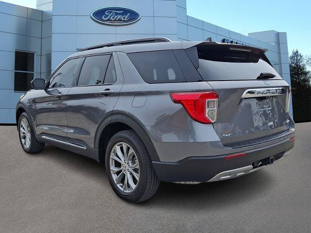 Certified 2023 Ford Explorer XLT w/ Equipment Group 202A AWD/4WD image 4