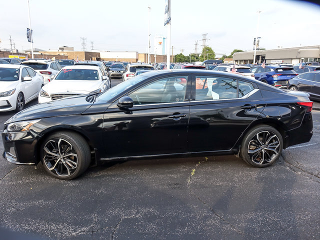 Used 2023 Nissan Altima 2.5 SR AWD/4WD image 5
