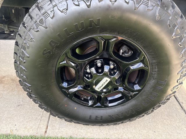 Certified 2023 Ford F250 XL w/ STX Appearance Package AWD/4WD image 10