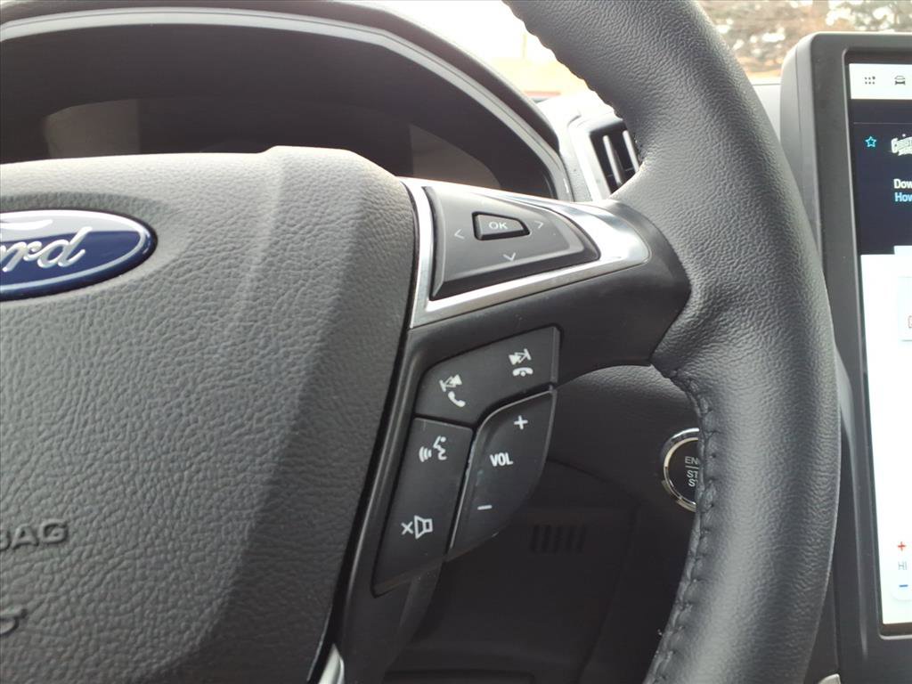 Certified 2024 Ford Edge SEL w/ Convenience Package image 17