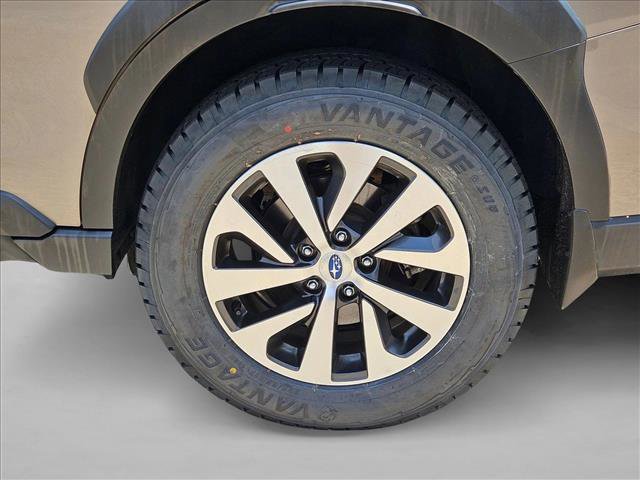 Used 2023 Subaru Outback Premium AWD/4WD image 24