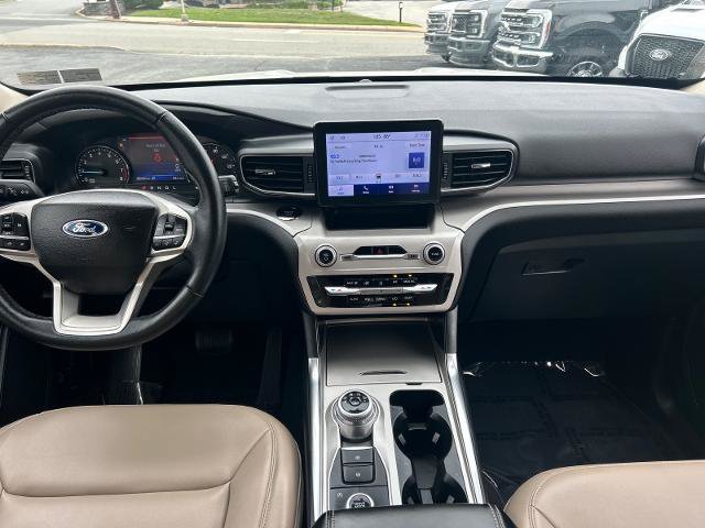 Certified 2023 Ford Explorer XLT w/ Equipment Group 202A AWD/4WD image 6