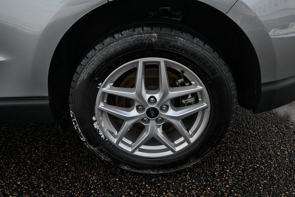 Certified 2024 Ford Edge SEL w/ Convenience Package image 17