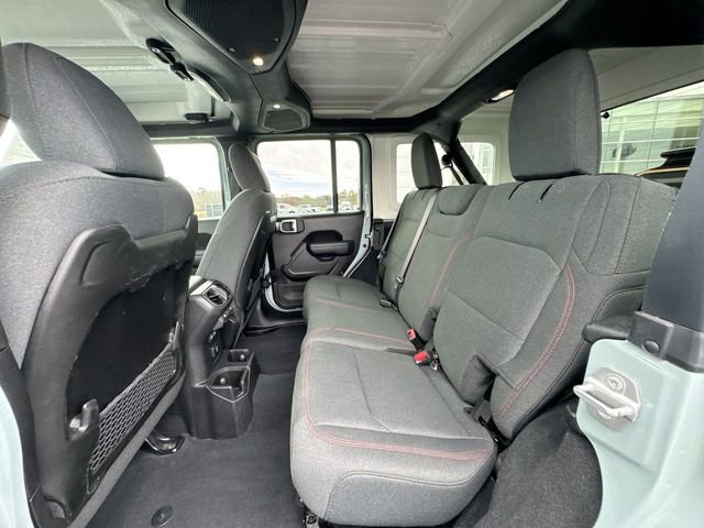 Used 2024 Jeep Wrangler Unlimited Rubicon image 24
